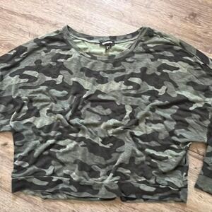 Express Camouflage Pullover Crop Sweater Women Medium